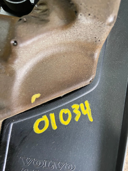 2007 to 2014 Volvo XC90 OEM 3.2L Upper Top Engine Motor Dust Cover Oem O1034 DG9