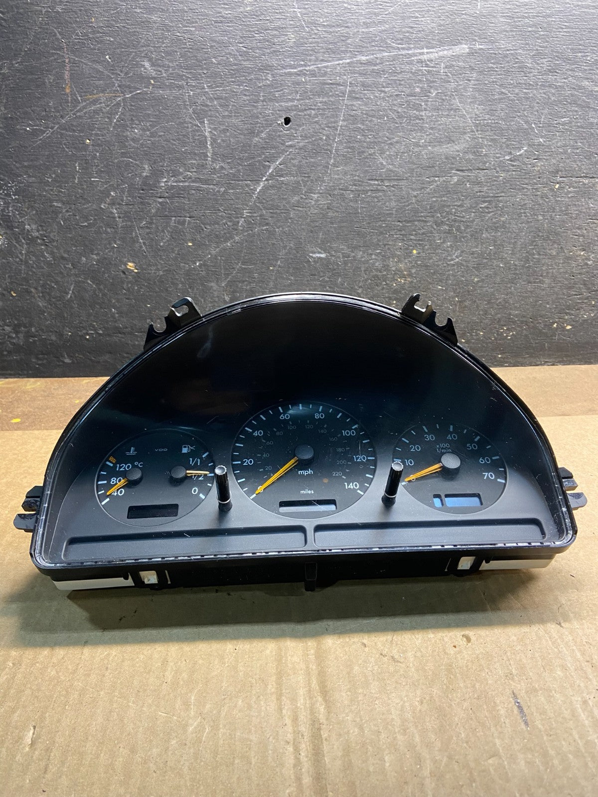 1998-2005 Mercedes W163 ML320 ML430 Instrument Cluster Speedometer Y7434 DG0