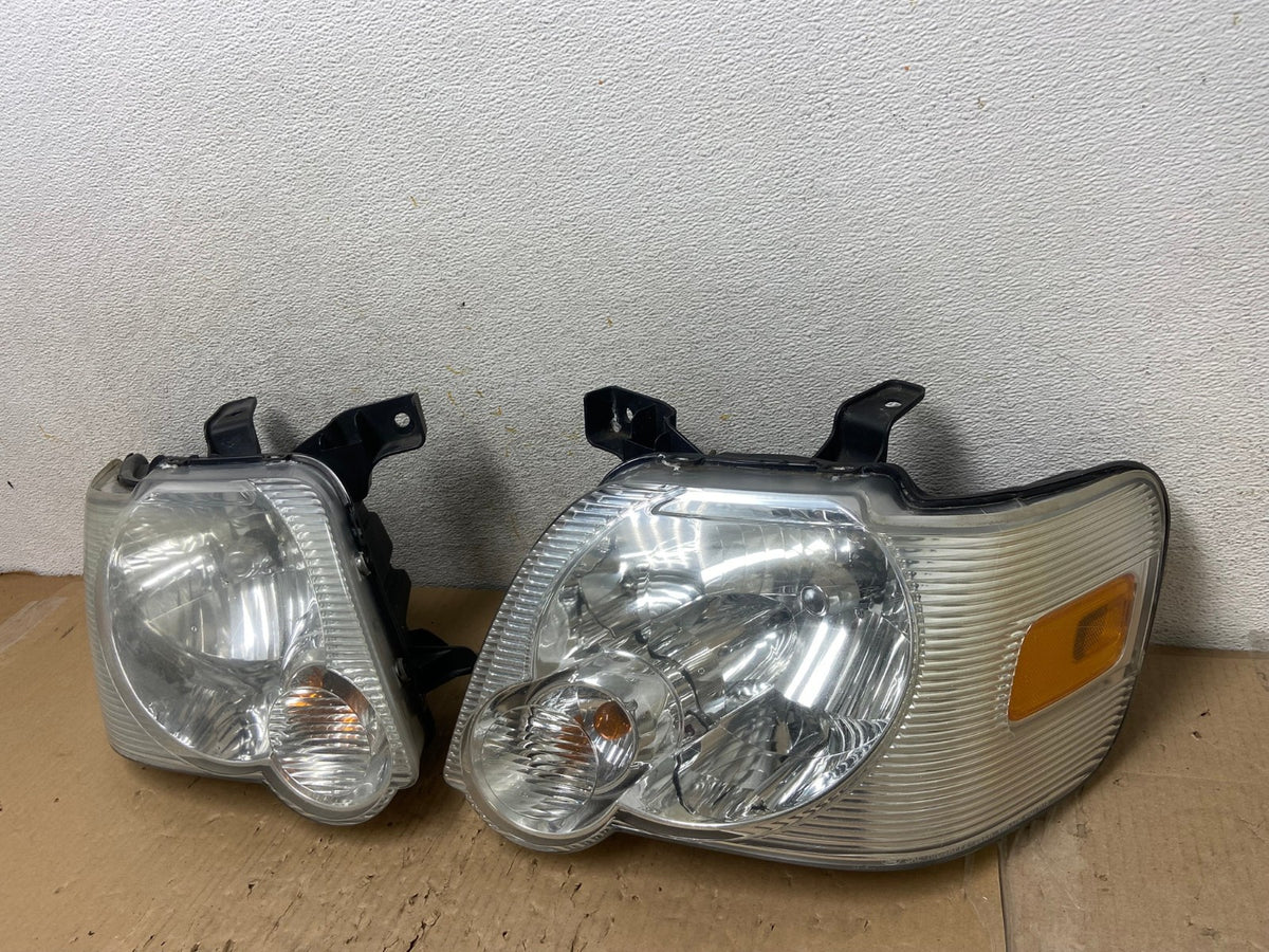 2006 2007 2008 2009 2010 Ford Explorer Left+Right Set Headlights AH2779 LK2
