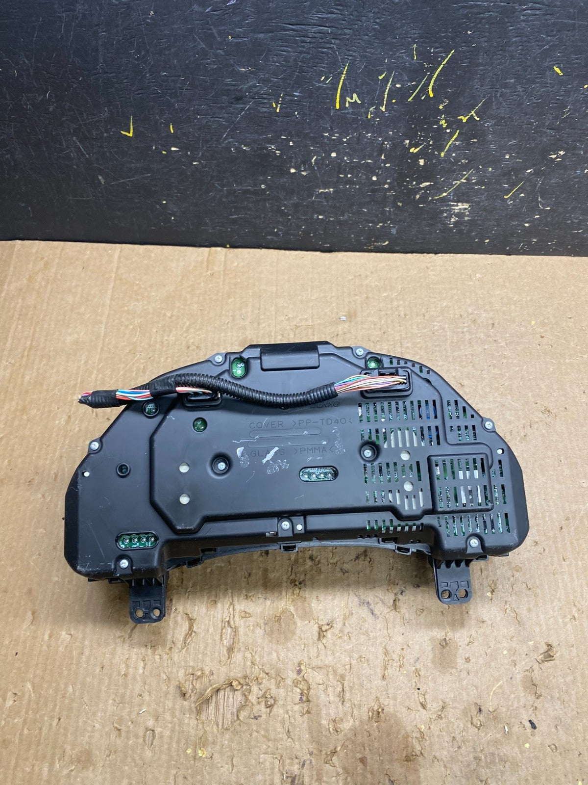 2009 2010 2011 Lexus IS250 IS350 Speedometer Cluster Gauge OEM z7361 DG4