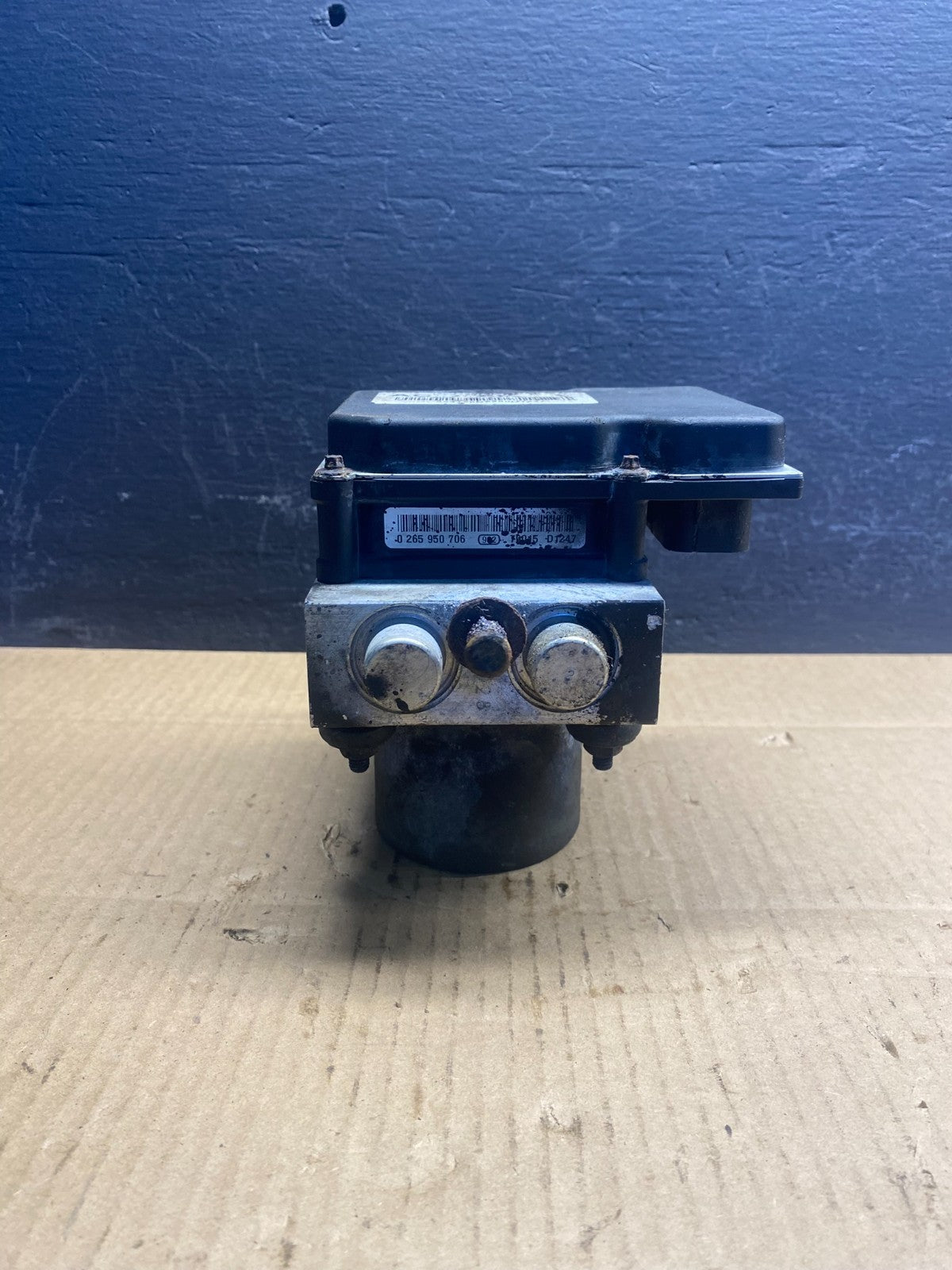 2008 GMC Yukon Chevrolet Tahoe ABS Anti Lock Brake Pump AD0470 DW1