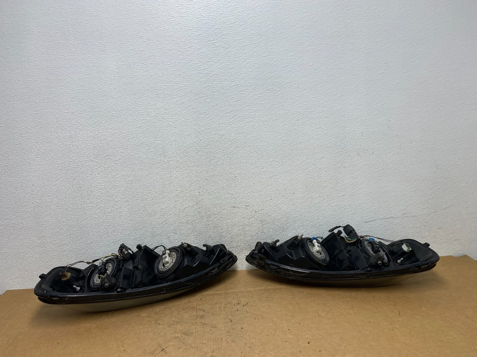 2004 to 2008 Pontiac Grand Prix Left+Right Side Black Headlights AD5215 DW8