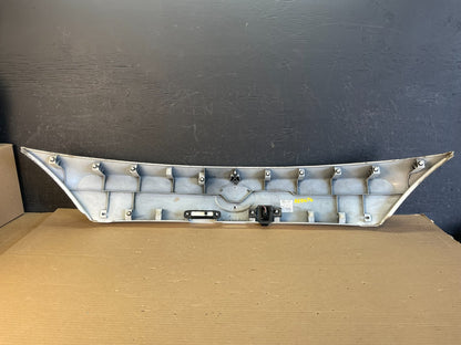 2009 to 2015 Toyota Venza Tail Gate Trunk Trim Panel AE8676 DG5