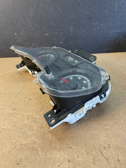 2009 to 2011 Ford E150 E250 E350 VAN Gauge Speedometer Cluster ad0403 DG4
