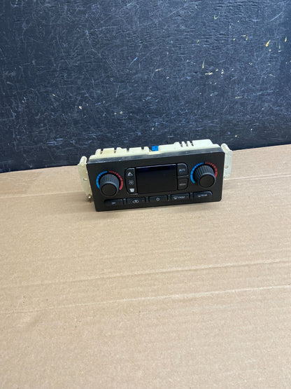 2003 to 2006 Chevrolet Silverado HVAC Heater Climate Control Module AG0458 DG0