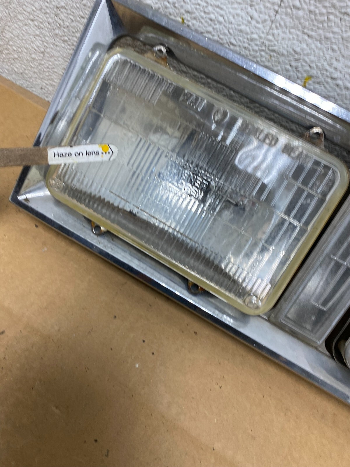 1980 to 1989 Lincoln Town Car Left Or Right HeadLight E0VB-130520-AH N40613