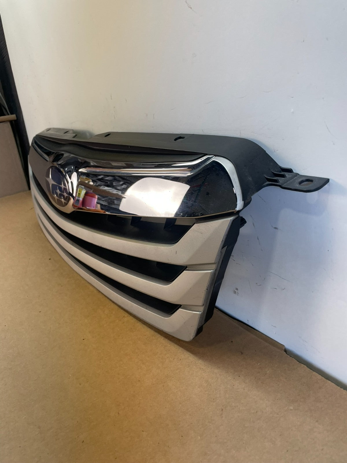2010 - 2012 Subaru Legacy Outback Wagon Front Grill Grille Aftermarket af8587 DG1