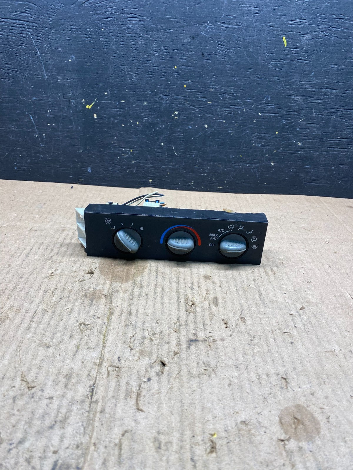 2001 - 2007 GMC Chevrolet Express 1500 Climate Control A/C P1645 DG0