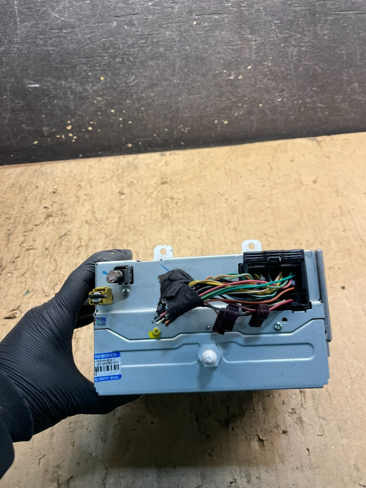 2011 to 2012 Chevrolet Equinox Cruze Radio Cd Receiver 22870782 W6926 DG2