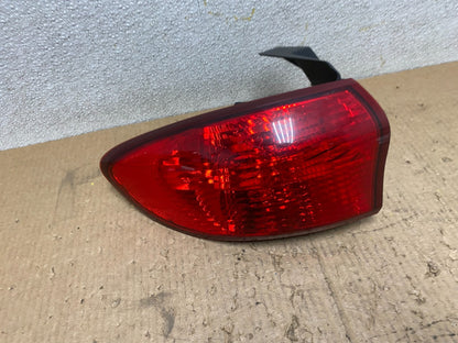 2006-2007 Subaru Tribeca B9 Left Driver Lh Side Tail Light Oem W5501 DW0