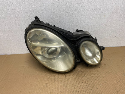 2003-2006 Mercedes E E320 E350 Class Right Passenger Halogen Headlight AC3943 DW0