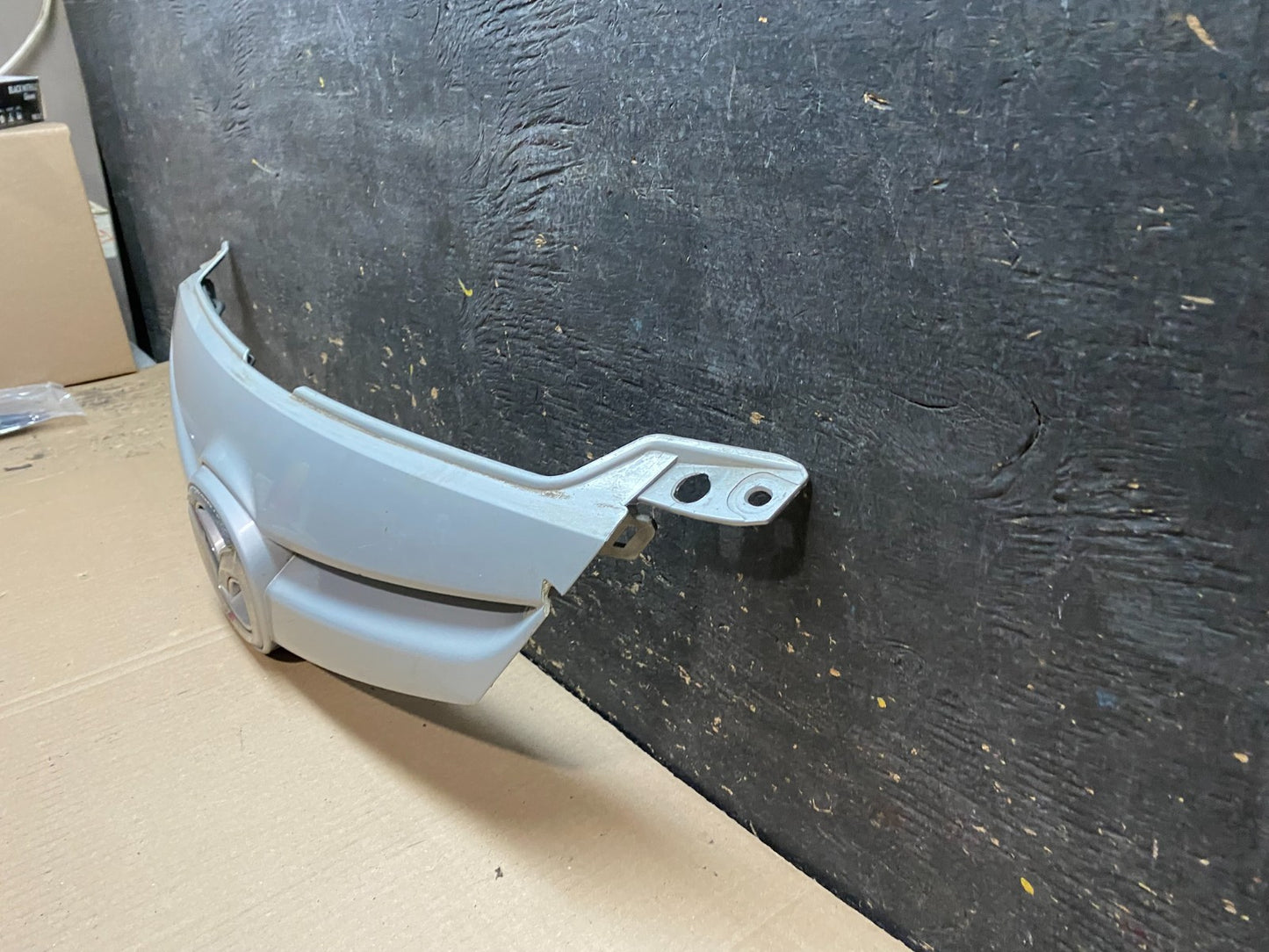 2006 2007 2008 Mazda Mazda 6 Front Grille Grill x3643 DG1