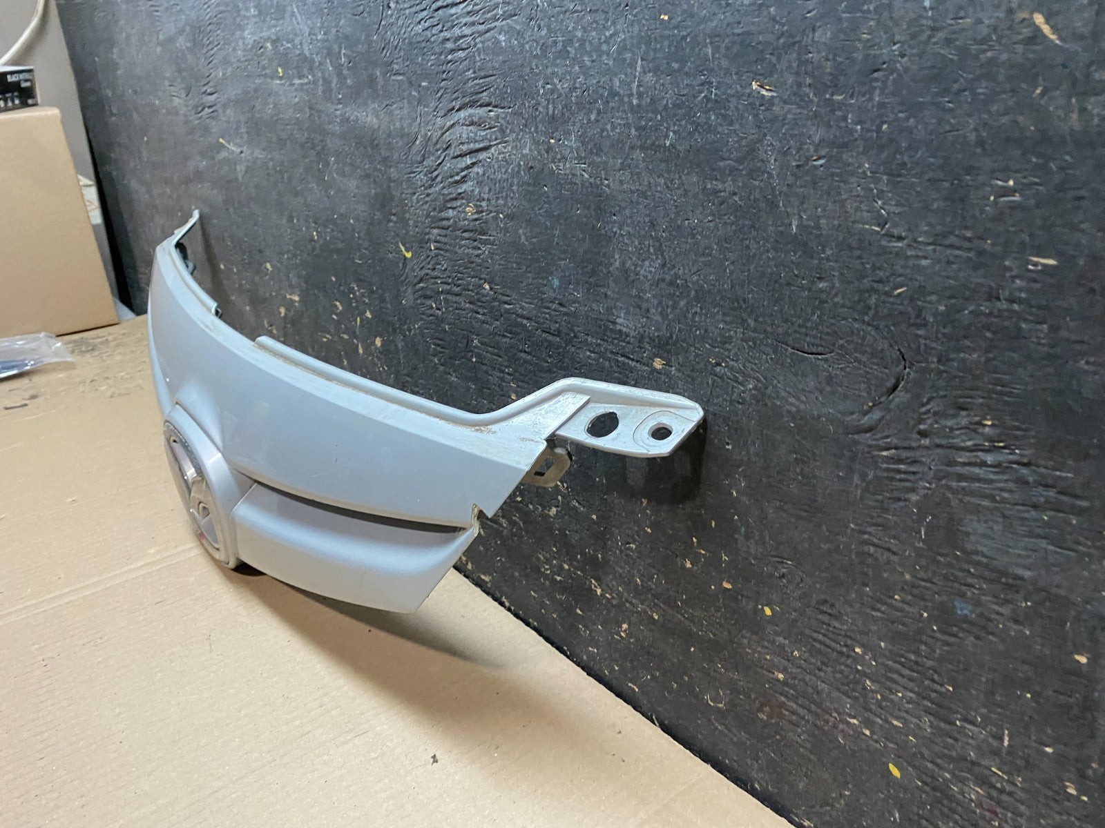 2006 2007 2008 Mazda Mazda 6 Front Grille Grill x3643 DG1