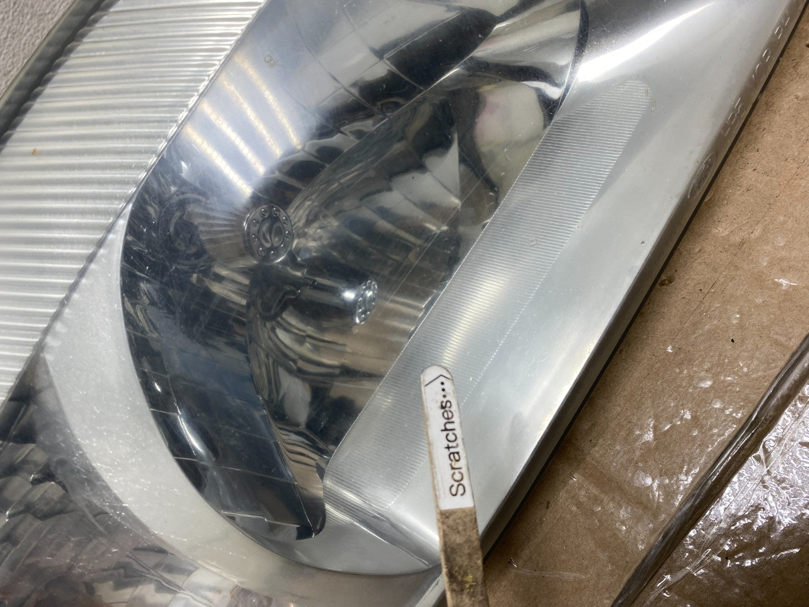 2000 to 2005 Mercury Sable Right Passenger Side Halogen Headlight AE6748 DW3