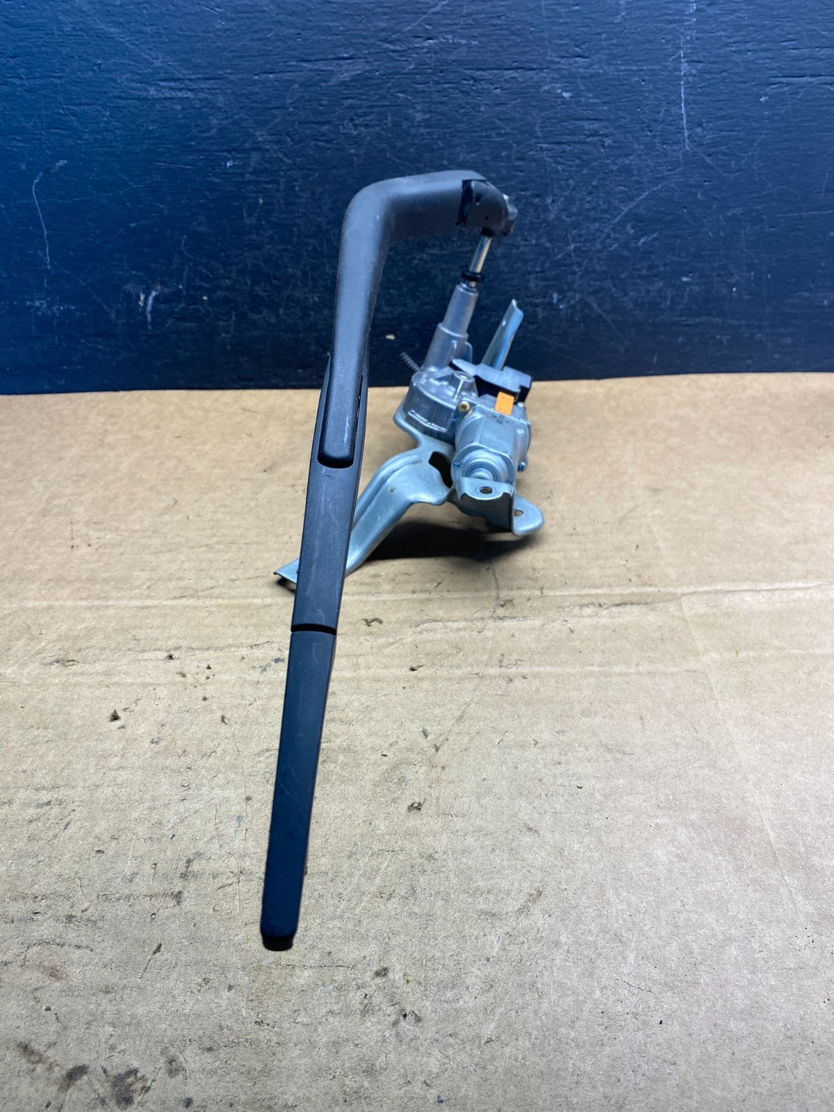 2009 to 2014 Honda Fit Rear Wiper Motor AD74321