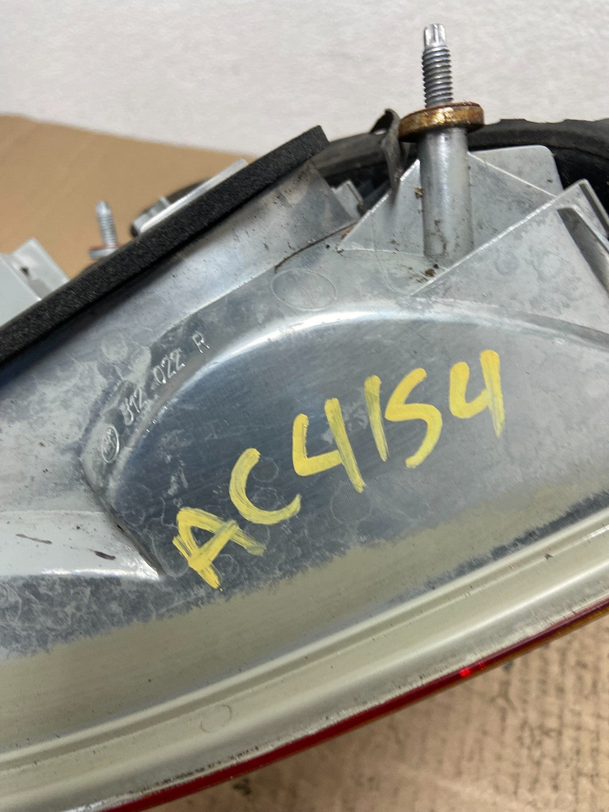 1999-2001 Bmw E46 325i 328i 330i Coupe Right Passenger Tail Light AC4154 DG5
