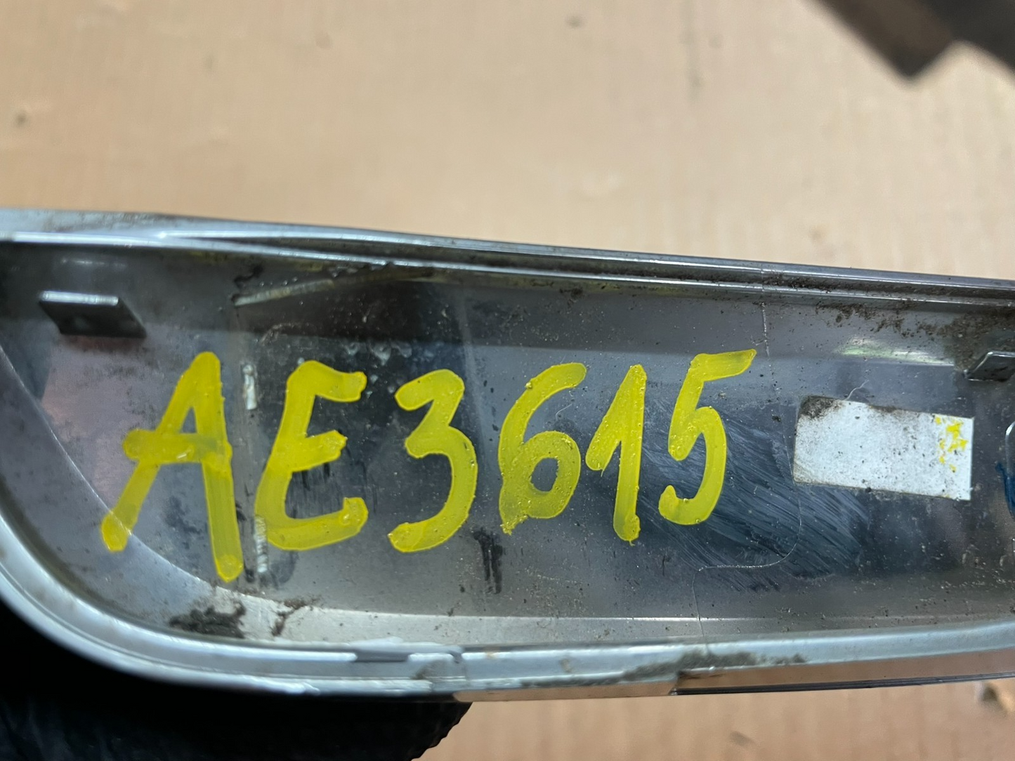 2013-2016 Cadilla XTS Trunk Lid Chrome Molding Trim Plate W/ Camera AE36156