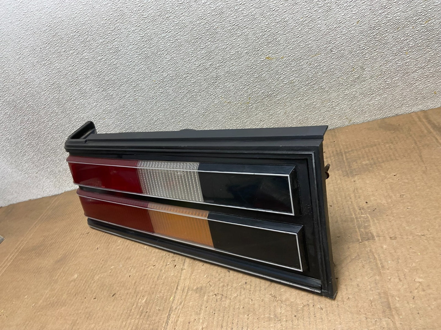 1984 1985 Ford LTD Left Driver Side Tail Light AA64171