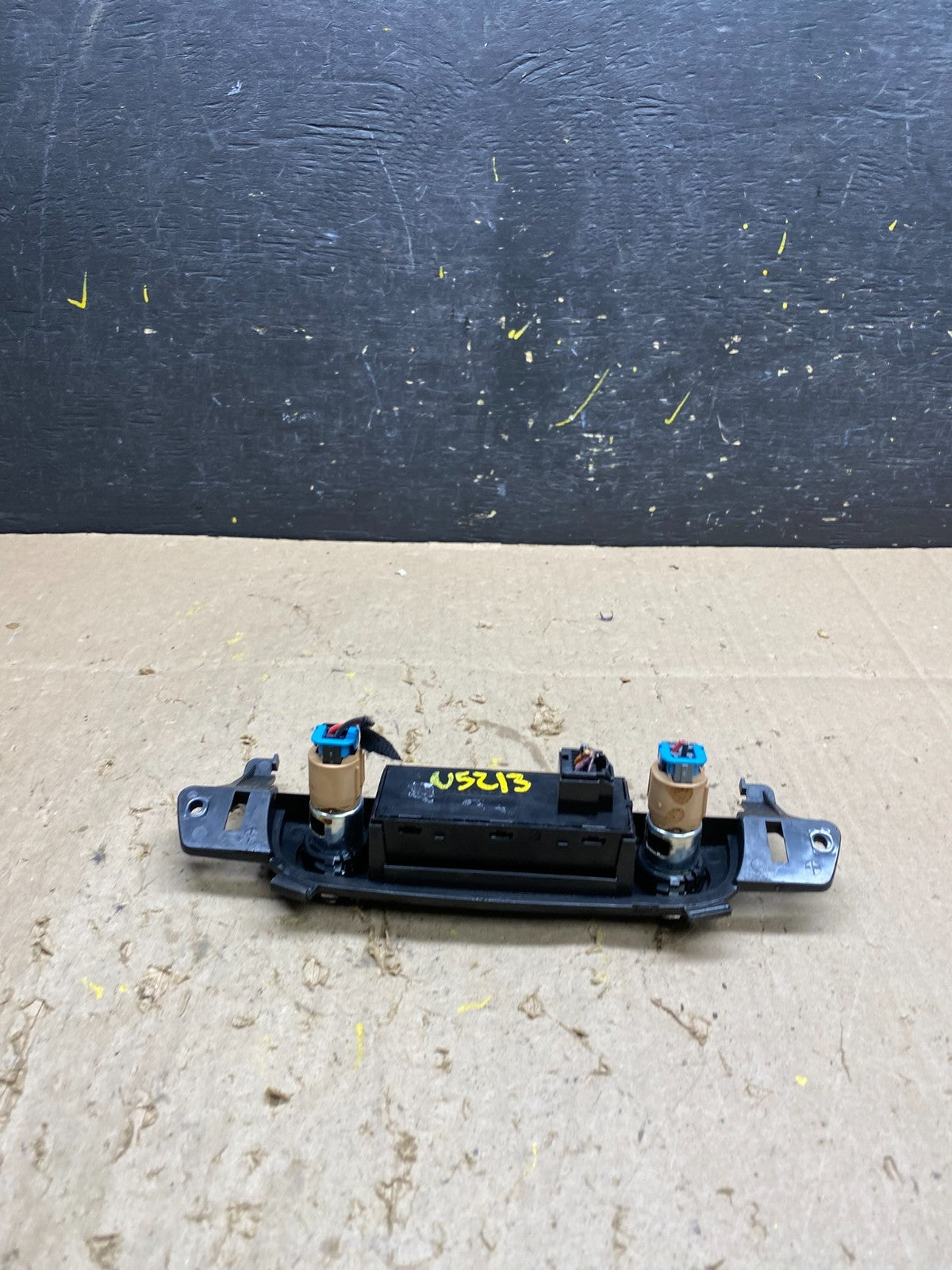 2007-2014 Chevrolet Tahoe Silverado Yukon Pedal Traction Control Switch u5213 DG5