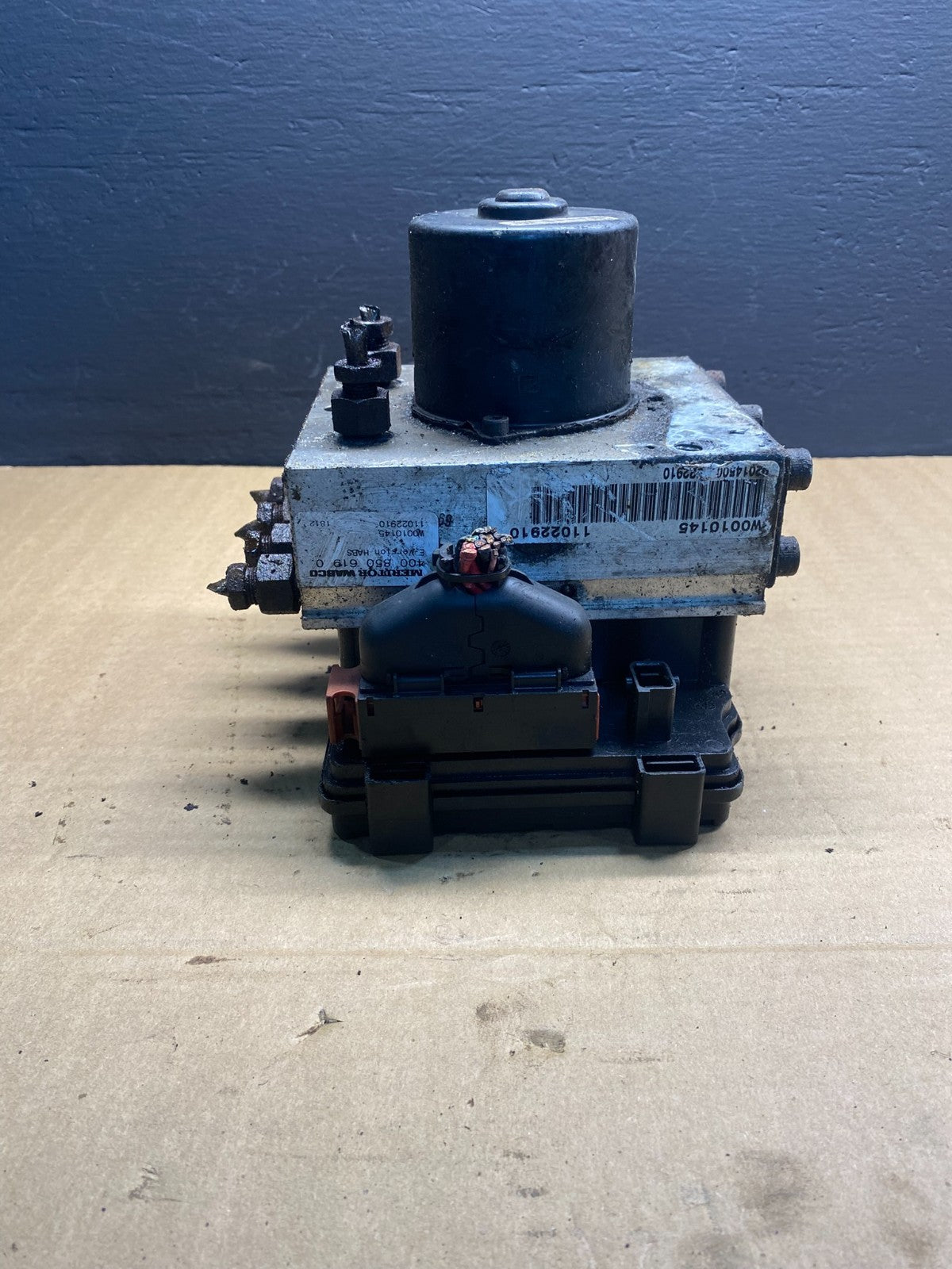 Wabco ABS Pump Hydraulic W/ Module P/N 4460470002 ab7374 DG2
