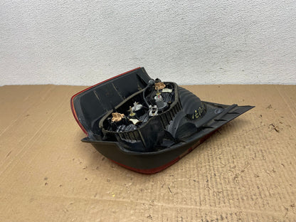 2001 2002 2003 Toyota Highlander Left Driver LH Tail Light Oem AC4171 LK4