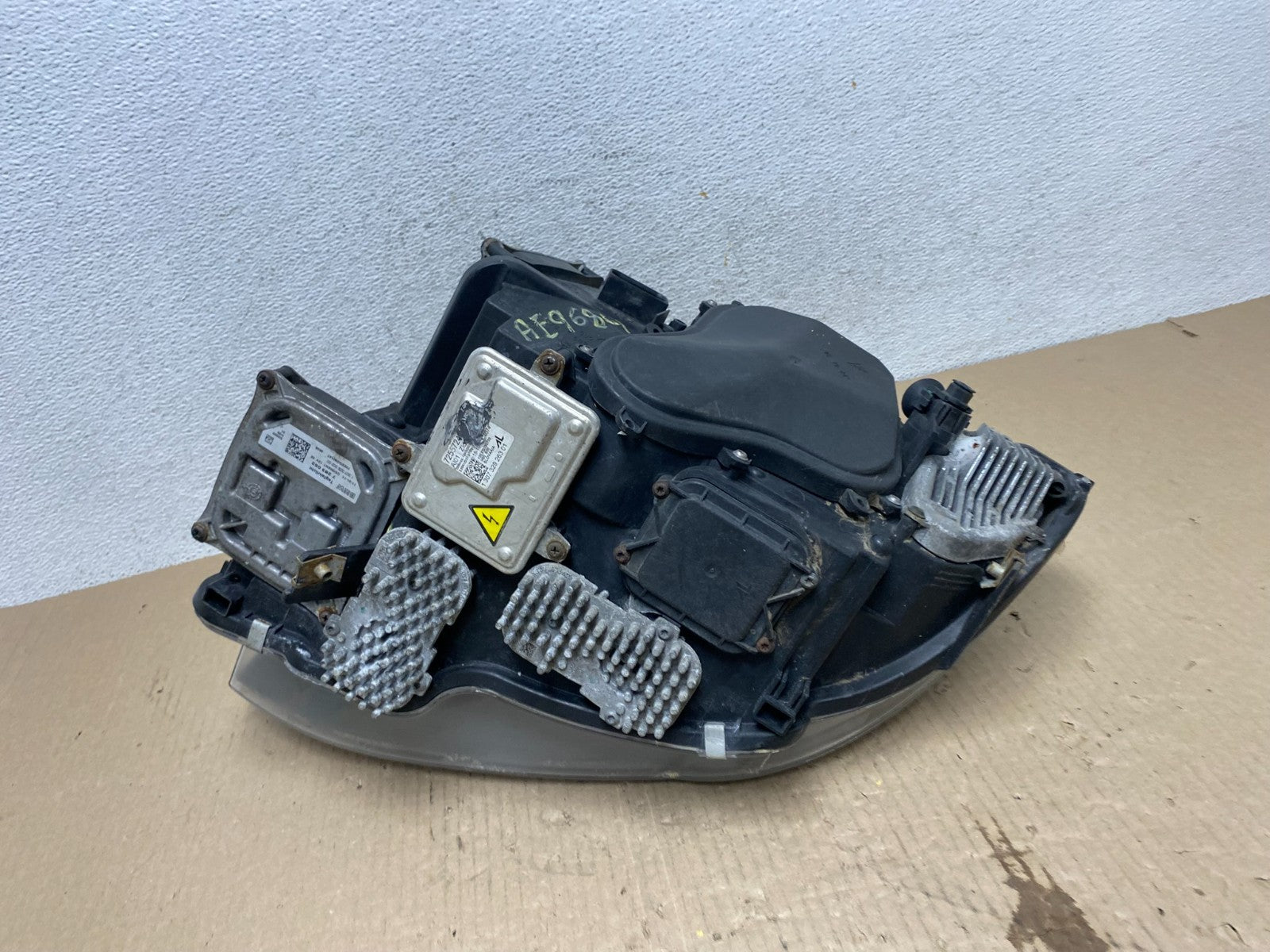 2011-2013 BMW 3-Series Coupe 335i Left Driver LH Headlight Xenon AFS AE9684 DG8