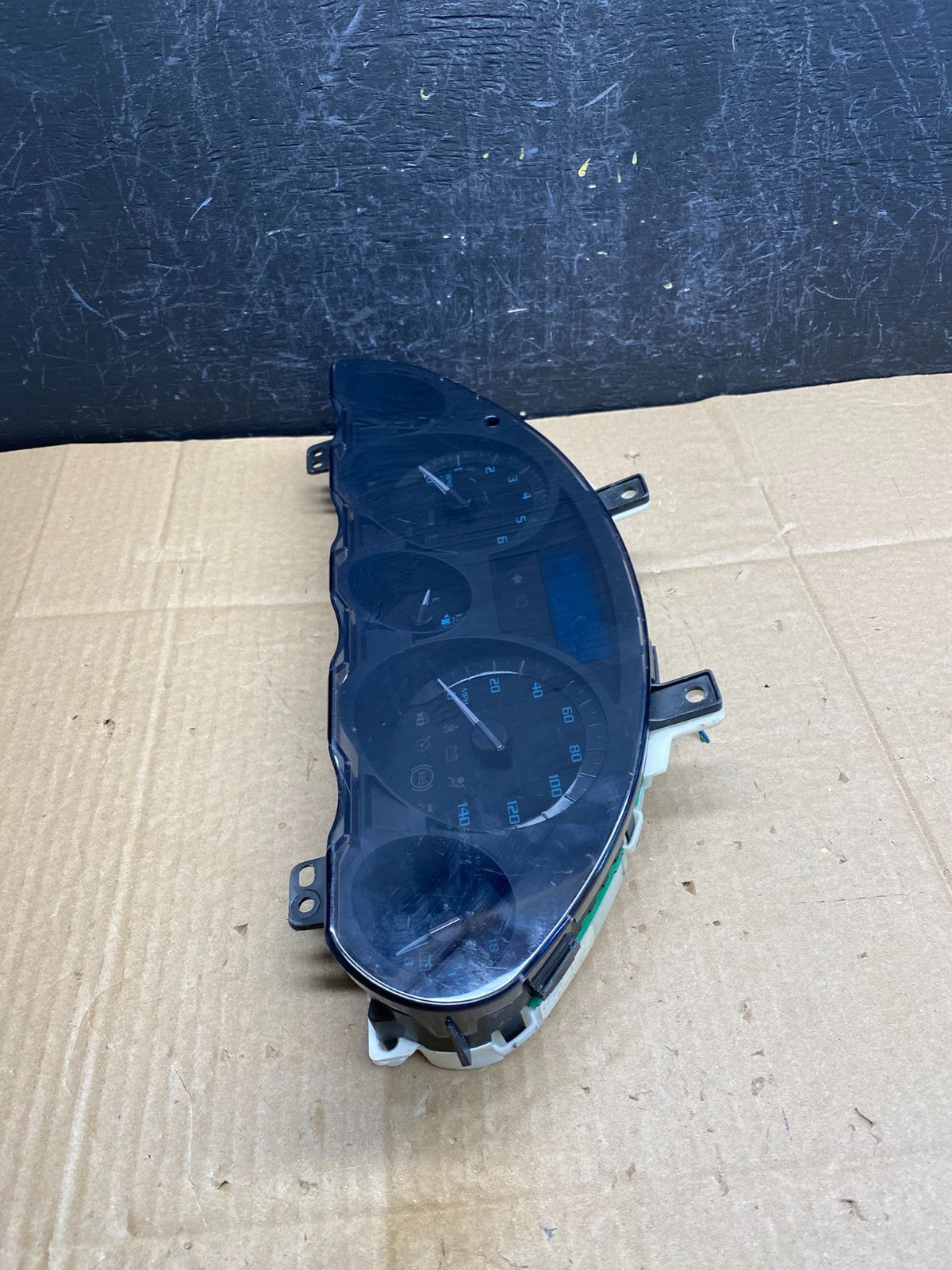2014 2015 2016 GMC Acadia Speedometer Cluster AC9391 DG2