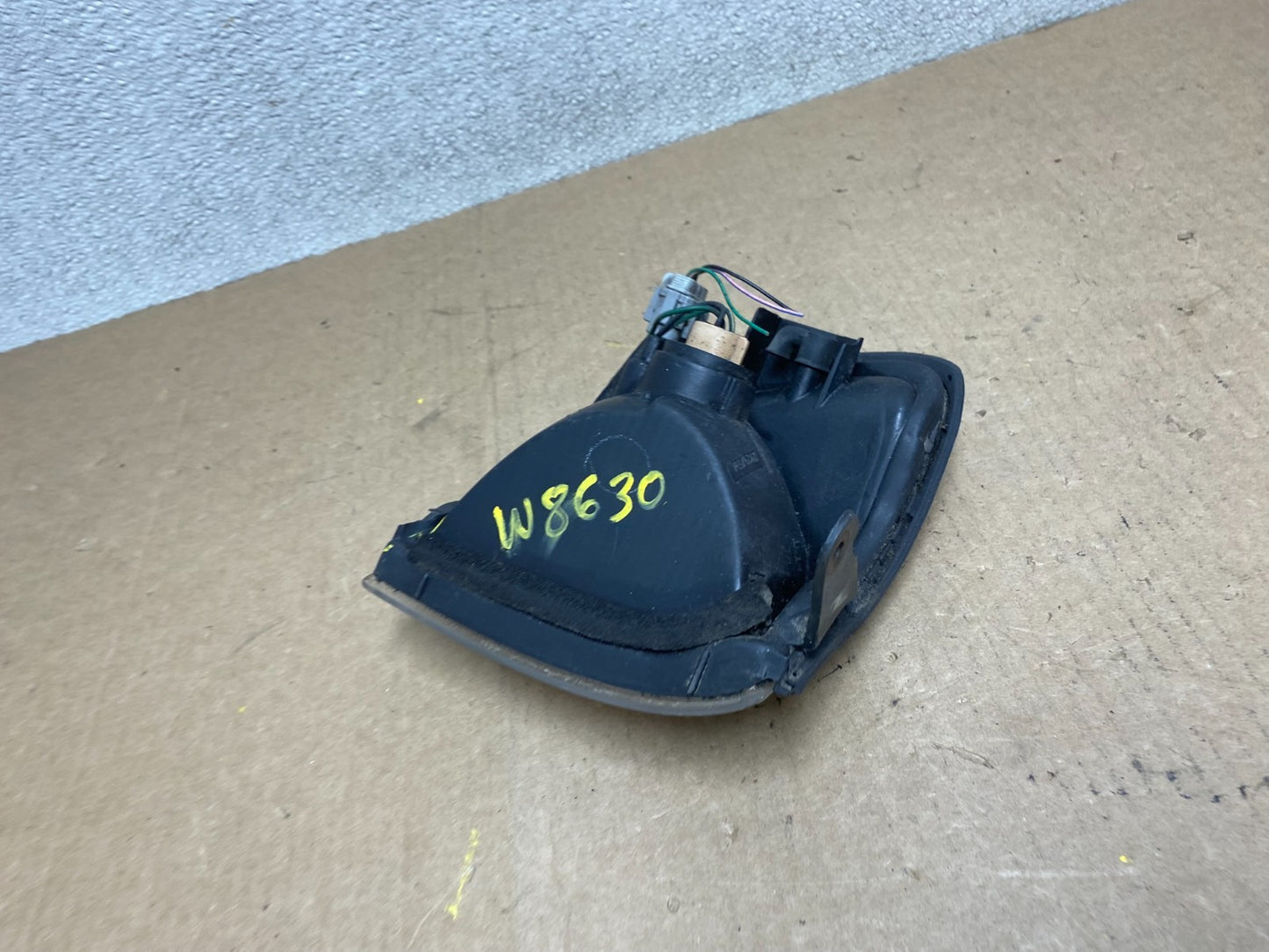 1999-2004 Nissan Pathfinder Front Left Driver Turn Signal Oem W8630 DW6