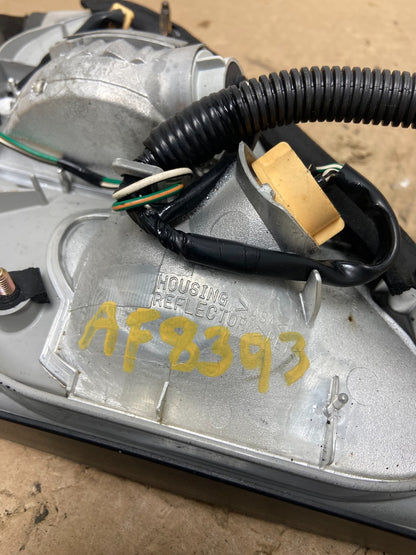 2001 2002 2003 Lexus Ls430 Right Passenger Side Inner Tail Light AF8393 DW6