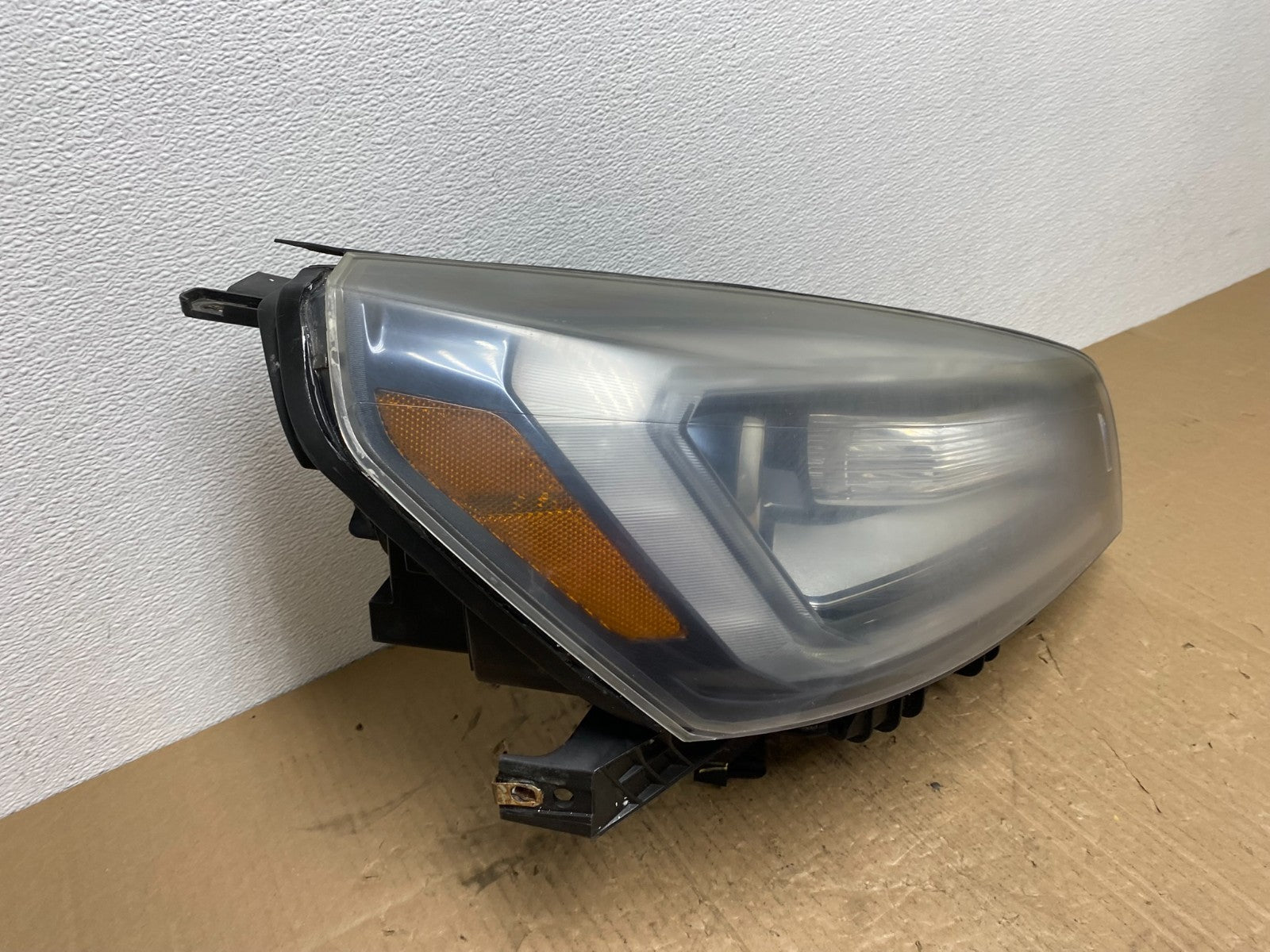 2013-2016 Gmc Acadia Right Passenger RH Side Led Halogen Headlight Oem AB8361 DW2