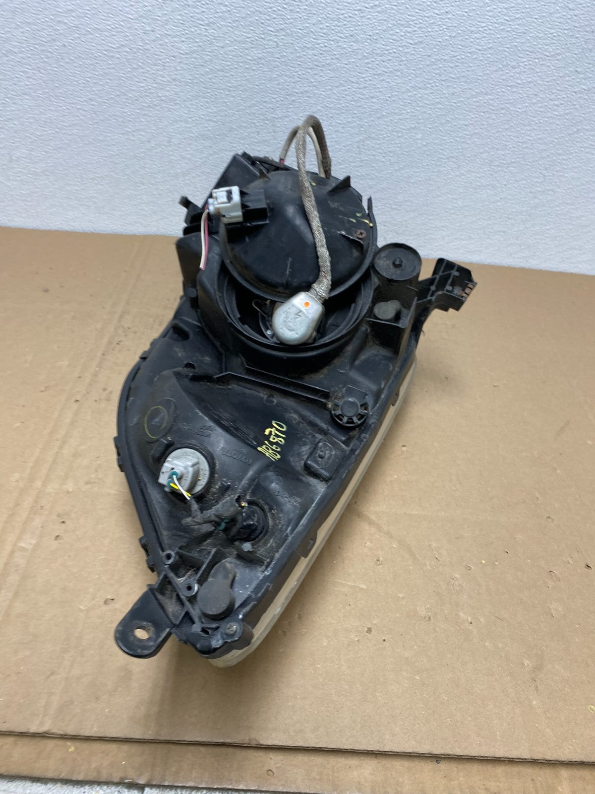 2004 - 2005 Toyota Prius Left Driver Lh Halogen Headlight AB6870 DG10