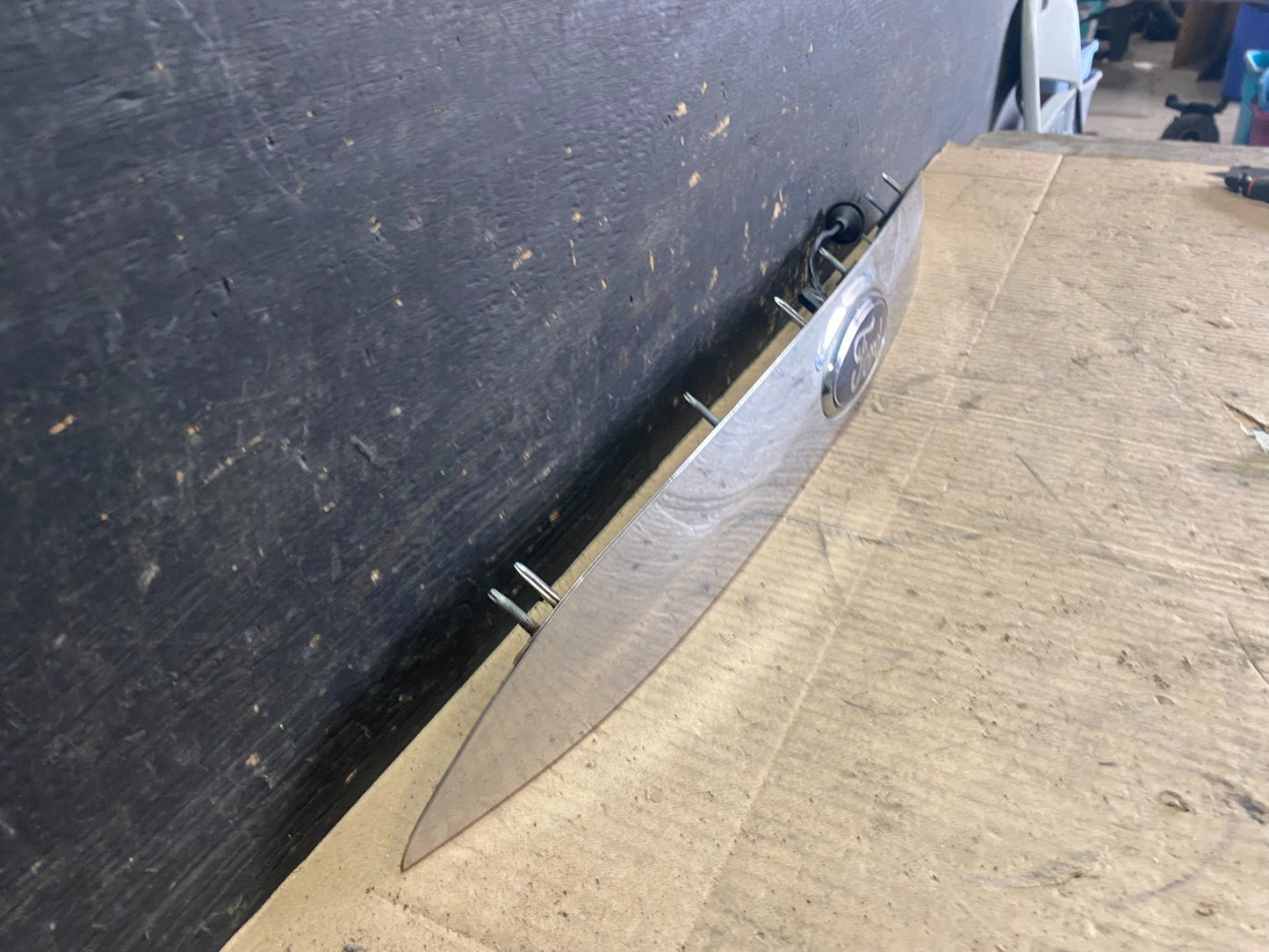 2013 to 2016 Ford Escape Rear Trunk Molding Trim Oem r7920 DG2