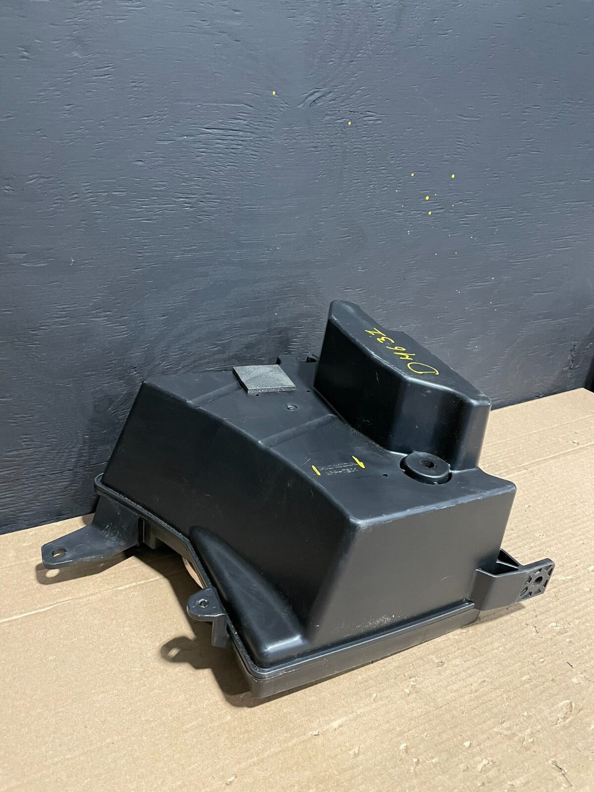 2011 to 2017 Honda Odyssey Rear Subwoofer Speaker D46314
