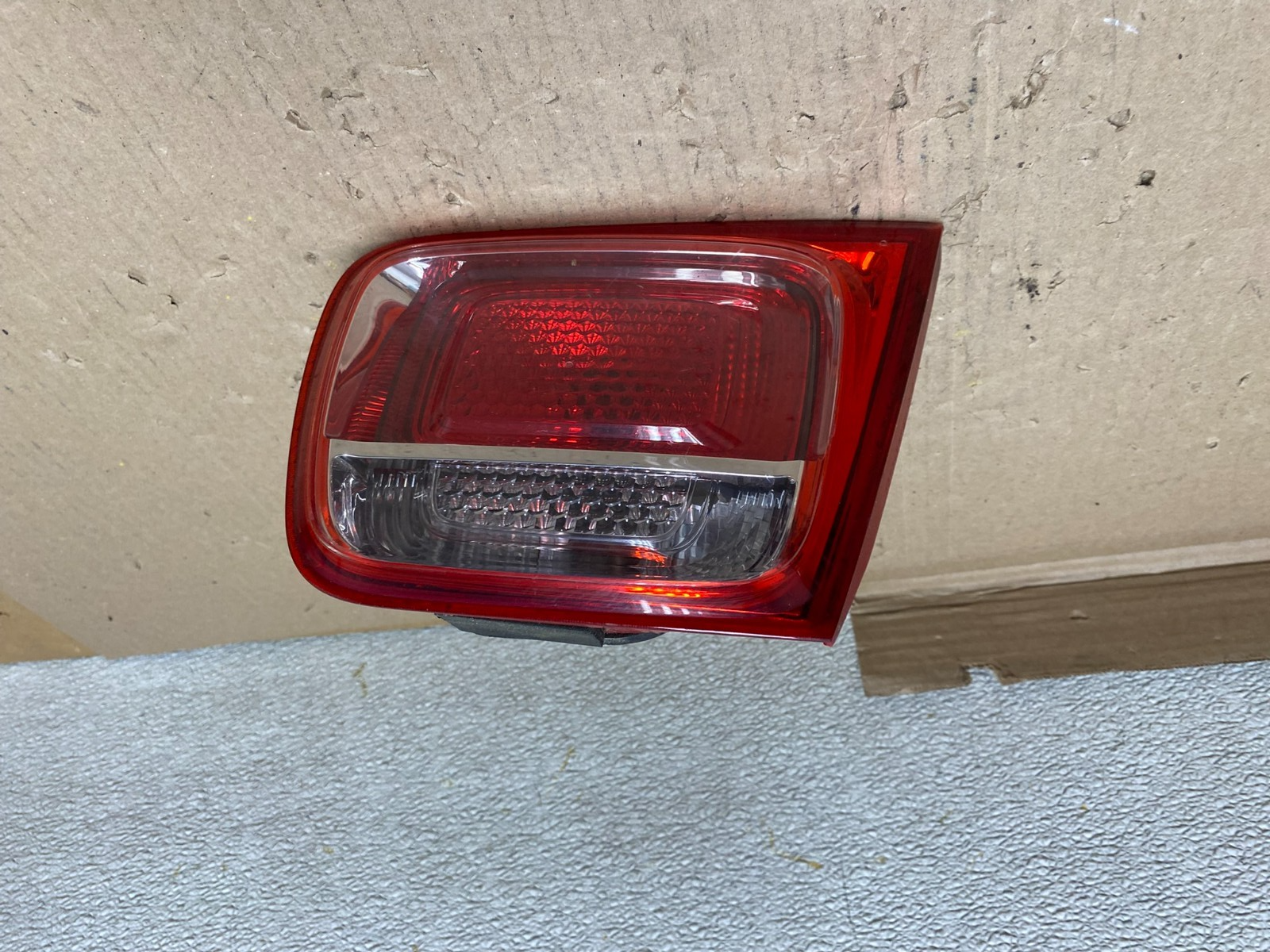 2013-2016 Chevrolet Malibu Right Passenger Rh Inner Tail Light Oem U1043 DW0