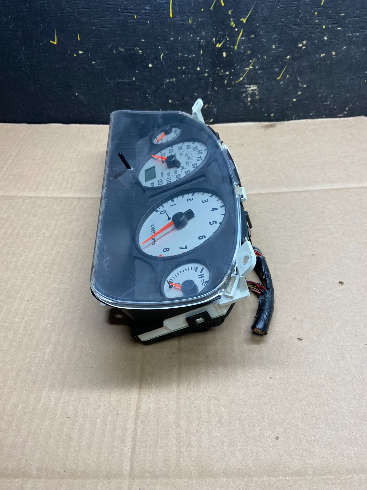 2001 to 2003 Nissan Pathfinder Speedometer Cluster Gauge OEM Y2092 PS2