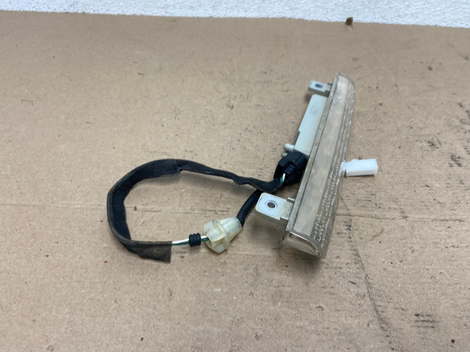 2004 - 2009 Mazda 3 Hatchback Spoiler LED 3rd Third Brake Light AF4671 LK2