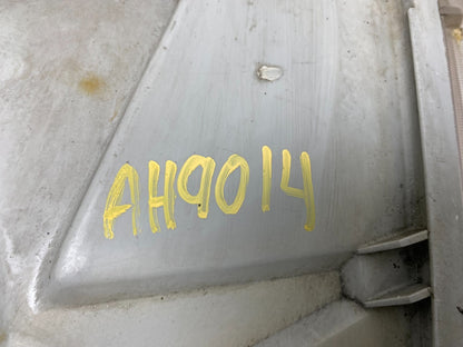 2004 2005 Hyundai XG350 XG Left Driver LH Headlight Halogen AH9014 DW8