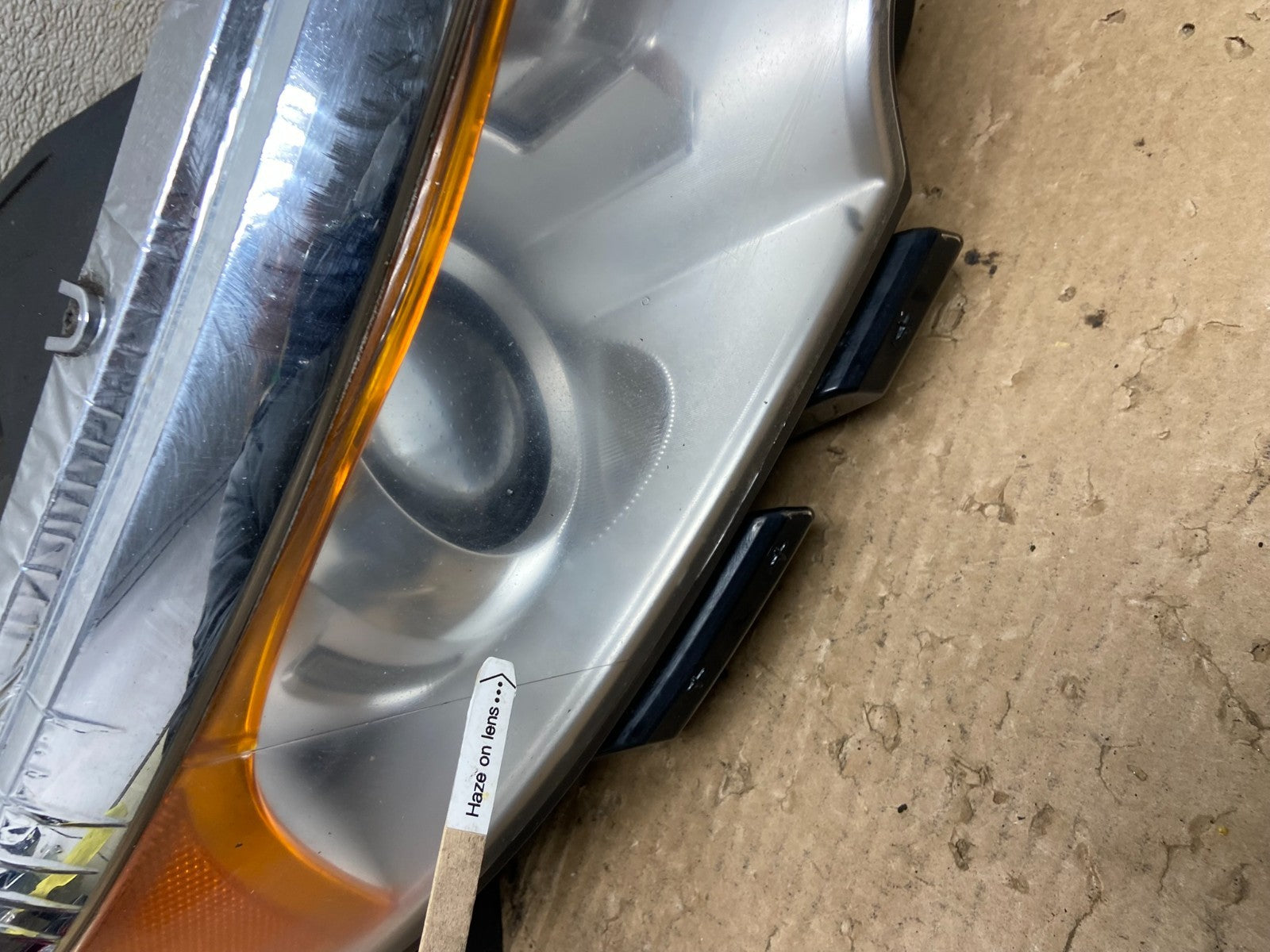 2011 to 2014 Ford Edge Front Right Passenger Headlight Halogen Oem AB4931 DW4