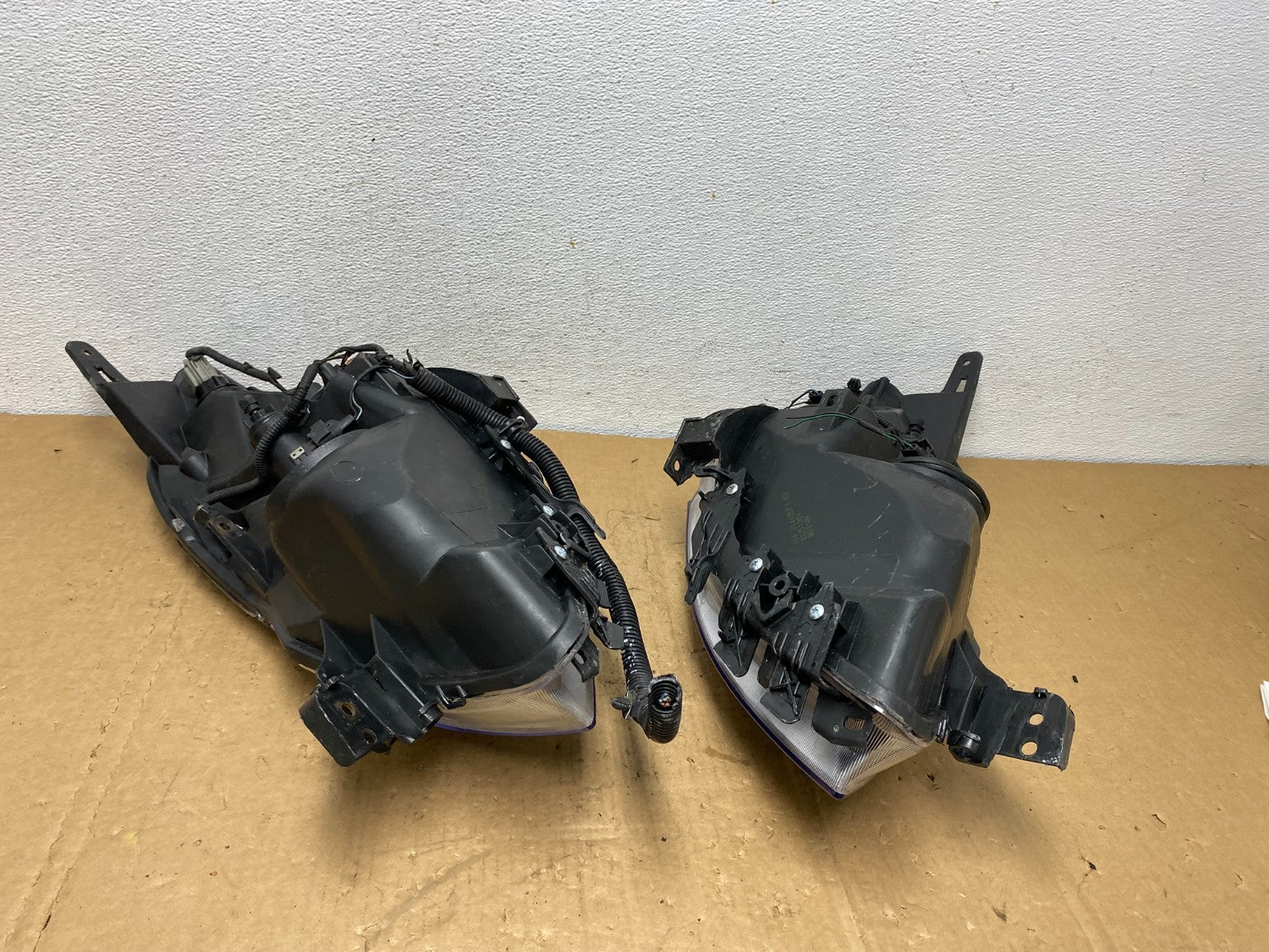 Sedan 2007 2008 2009 Nissan Altima Left+Right Set Headlights AD1237 DW5