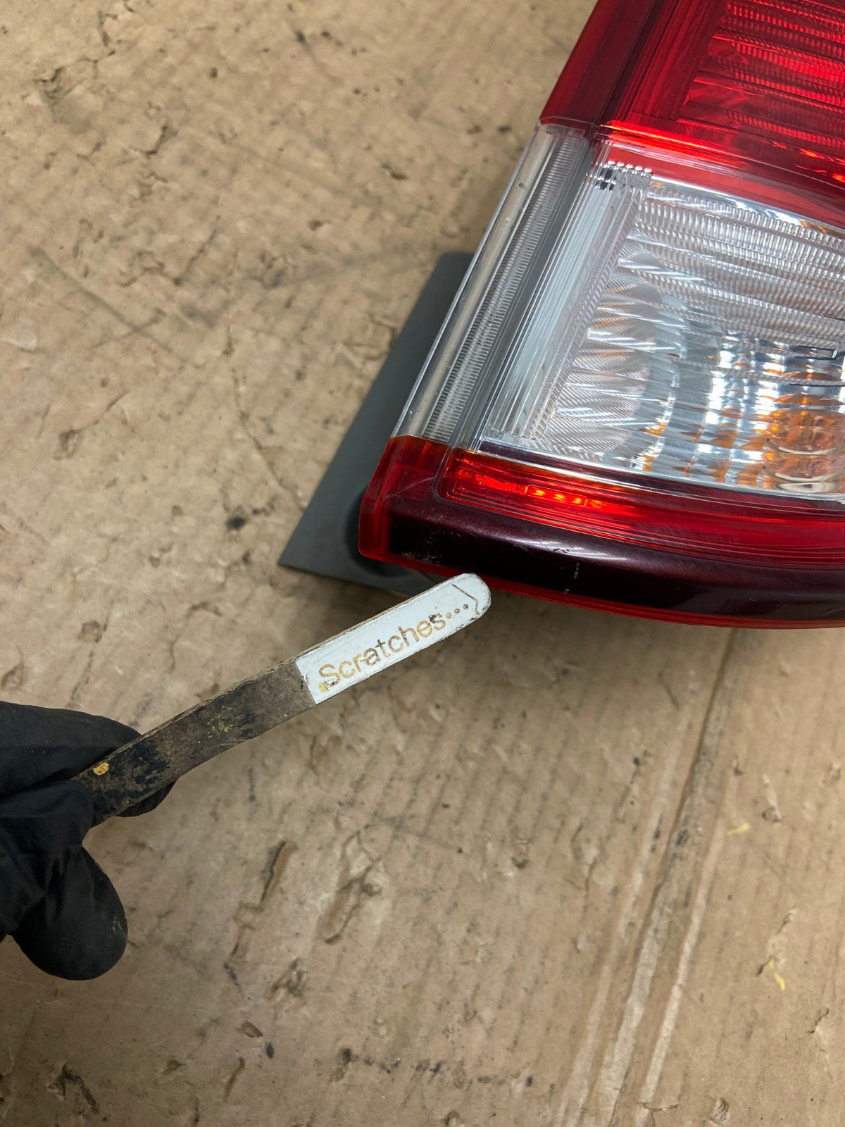 2011 to 2017 Nissan Quest Right Passenger RH Side Tail Light AI5494 LK3