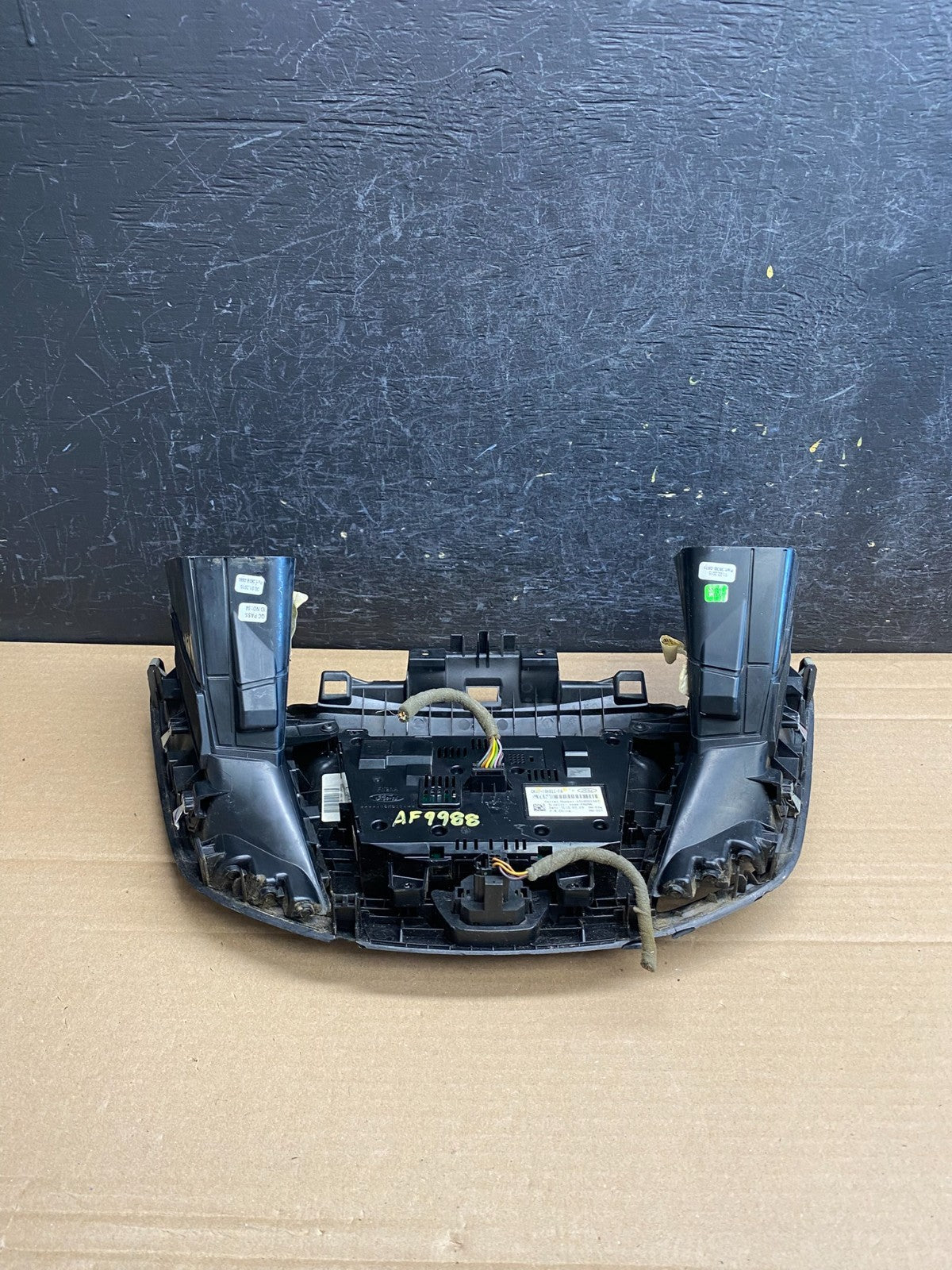 2016 to 2016 Ford Transit Front Radio Audio Control Bezel Air Vent AF9988 DG4
