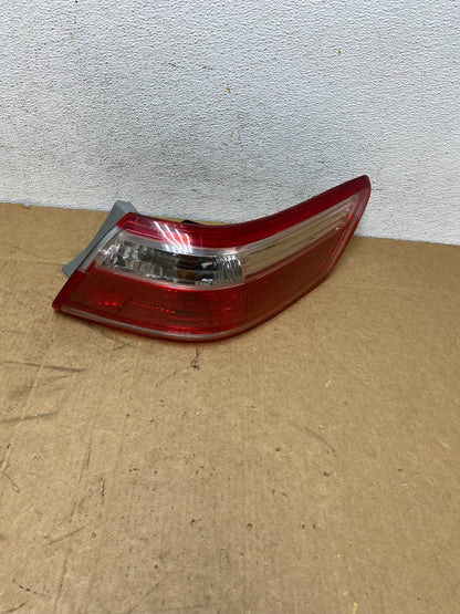2007 2008 2009 Toyota Camry Right Passenger Side Tail Light AD6228 DW0