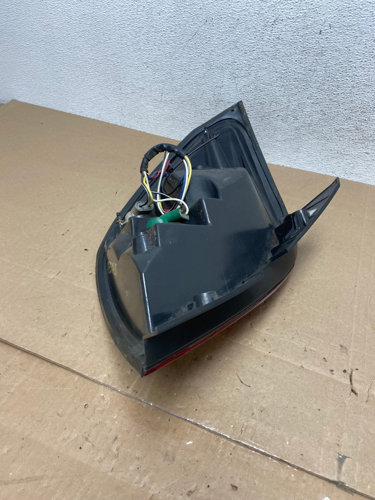 2008 2009 2010 Saturn Vue Right Passenger Rh Tail Light Side AE5068 LK4