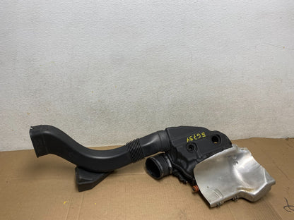 2011-2016 BMW F10 550 Left Driver Side Engine Air Cleaner Filter Bow G67544