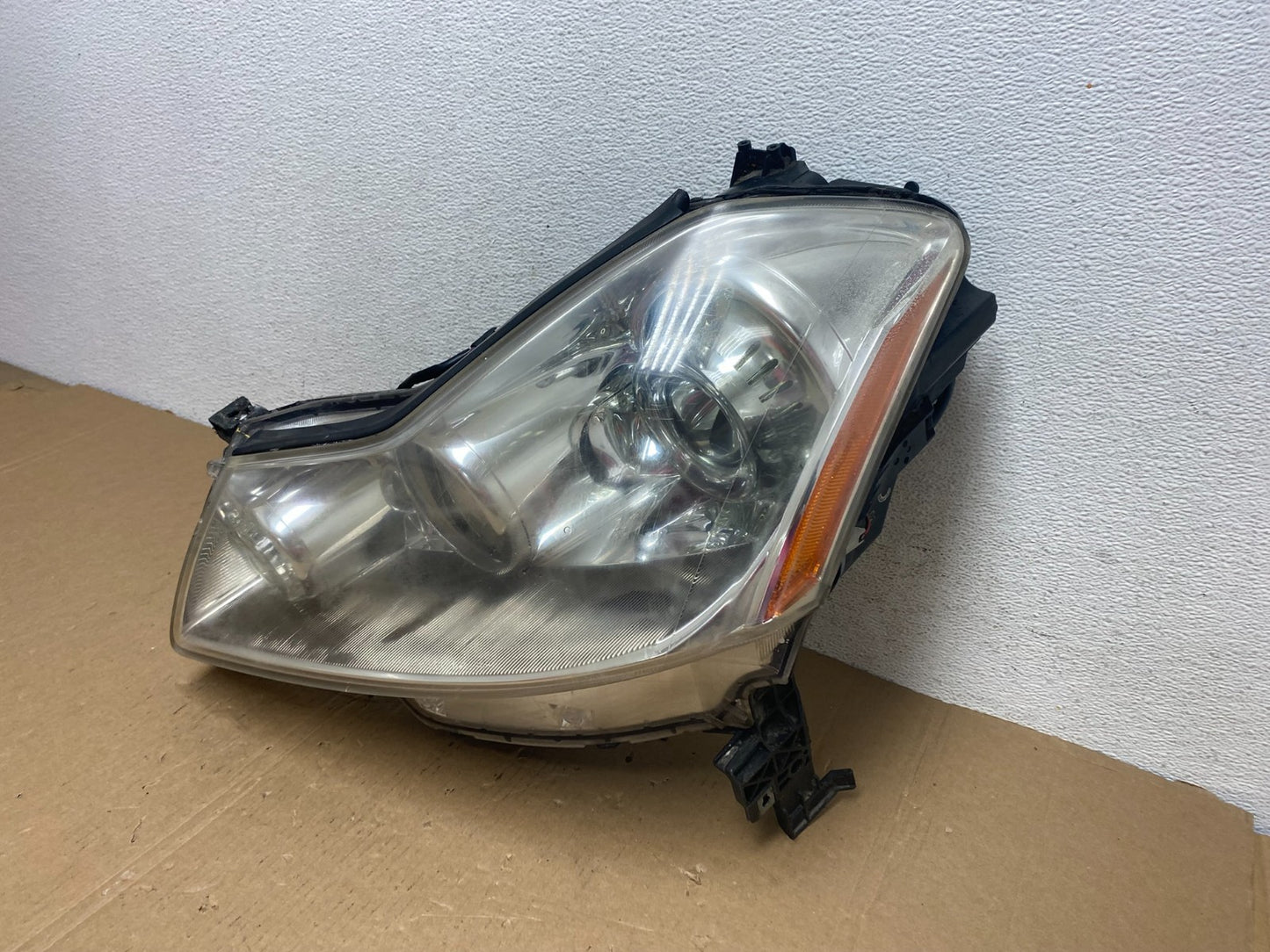 2006 to 2010 Infiniti M35 Left Driver Side Hid Xenon Headlight AD7937 DW1