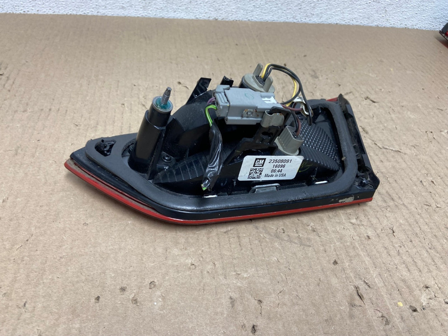 2016 - 2019 Chevrolet Malibu Left Driver LH Inner Tail Light AE9669 LK5