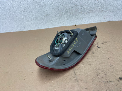 1998 1999 2000 Toyota Corolla Right Passenger Side Tail light AF4699 LK4
