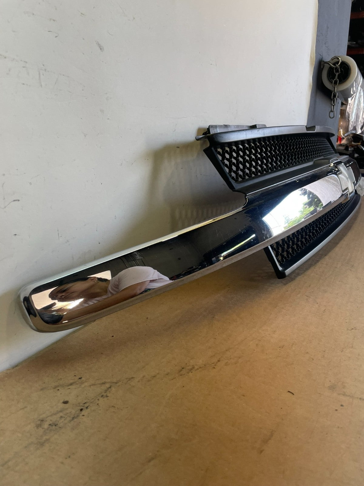 2002 to 2009 Chevrolet Trailblazer Front Upper Grille Grill AF8812 DG2