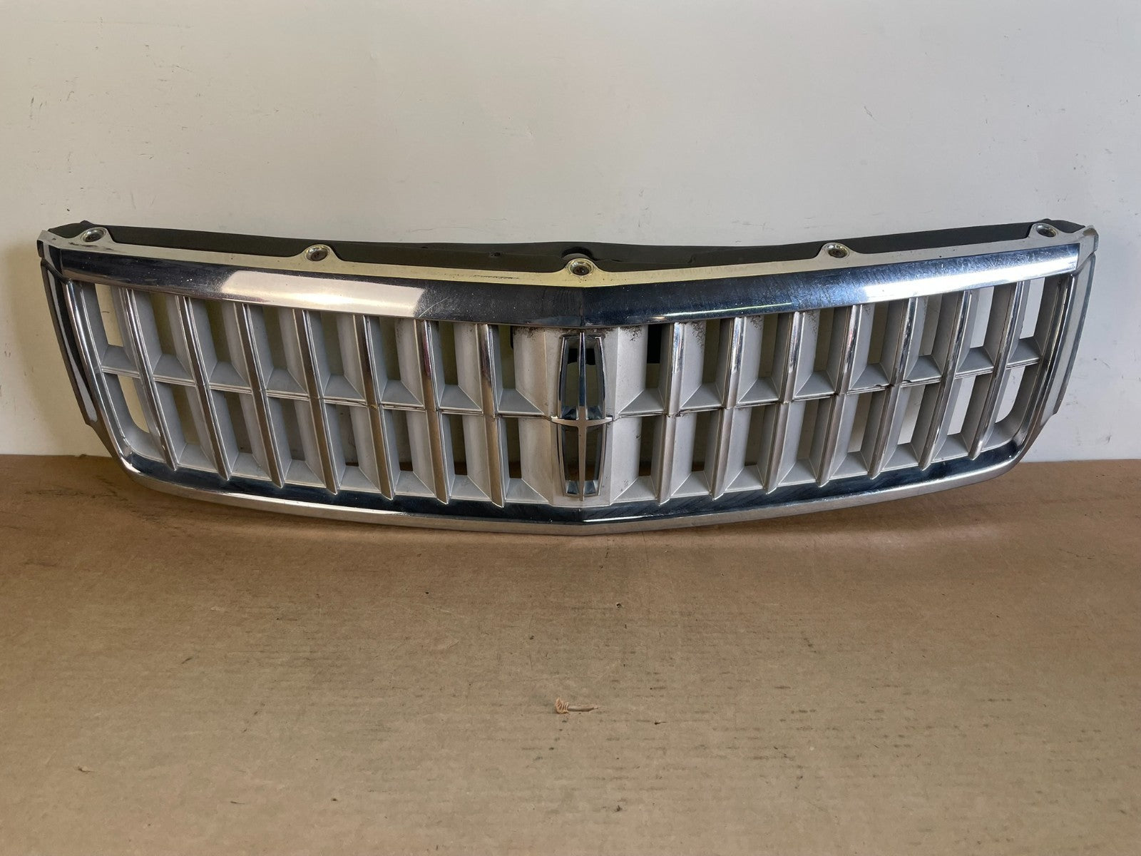 2006 to 2009 Lincoln Zephyr Mkz Chrome Front Upper Grill Grille AF8744 DG0