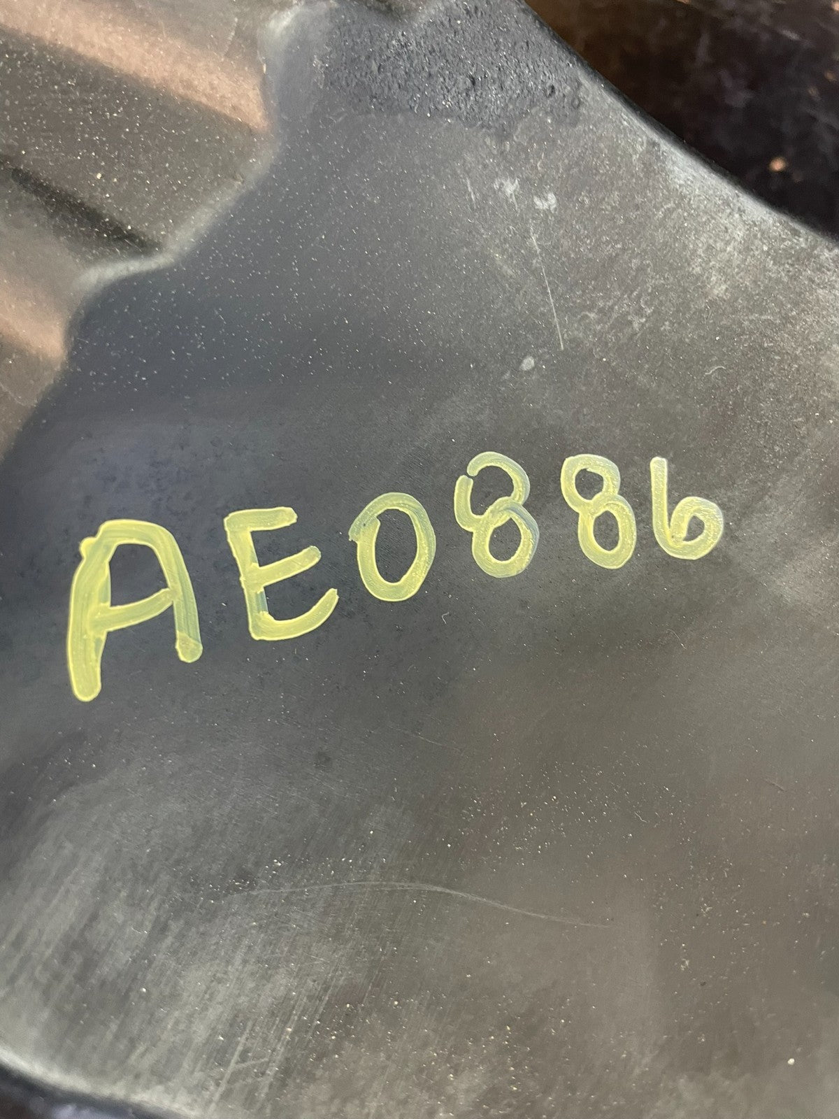 2010 to 2018 Mercedes-Benz Sprinter 2500 3.0L Air Cleaner Box AE0886 DG7